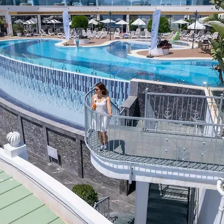 Elite Admiral Aqua 酒店 阿拉尼亚
