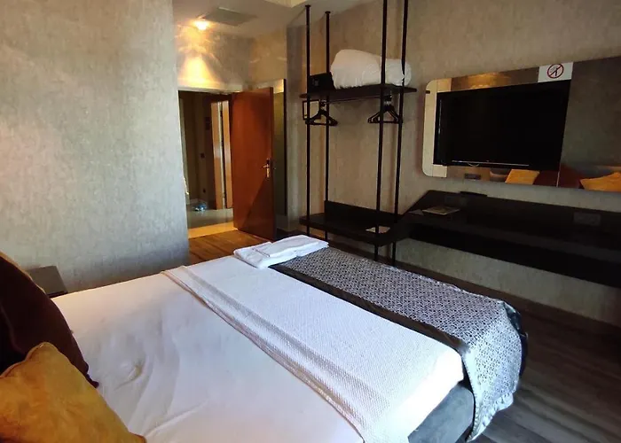 Elite Admiral Aqua Hotell