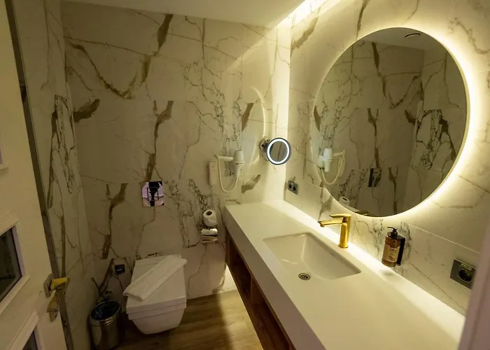 Elite Admiral Aqua Hotell